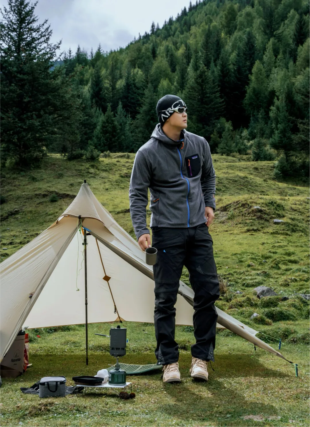 5507 P124 PATAGONIA REI ， ， 。PATAGONIA ， 。 ：Dark Gray Coffee Brown Black Royal Blue Purple Khaki White Yellow Blue Red Green 11 patagonia ： Breathable : ： Size ： S （ 112 69 64 46） M（ 116 71 65 48） L （ 120 73 66 50） XL（ 124 75 67 52） 170cm，80-130 S 170-175cm，130-150 M 175-180cm，150-170 L 180-185cm，170-190 XL